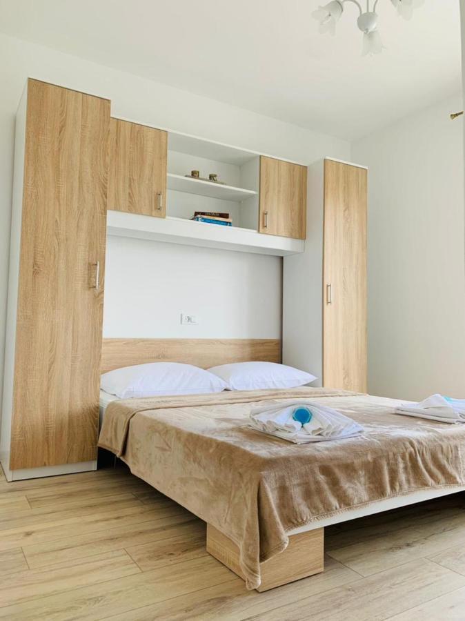 Rooms Viskic Rab Town Exterior photo